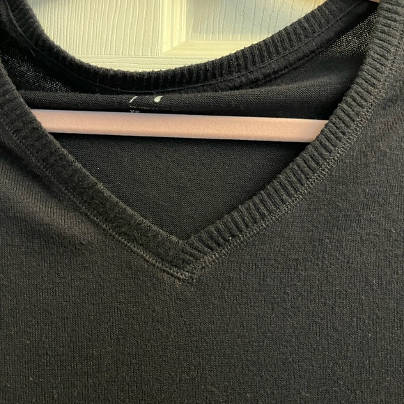 Maurices 24/7 Black V-Neck long Sleeve Light Sweater Xsmall - Picture 5 of 6